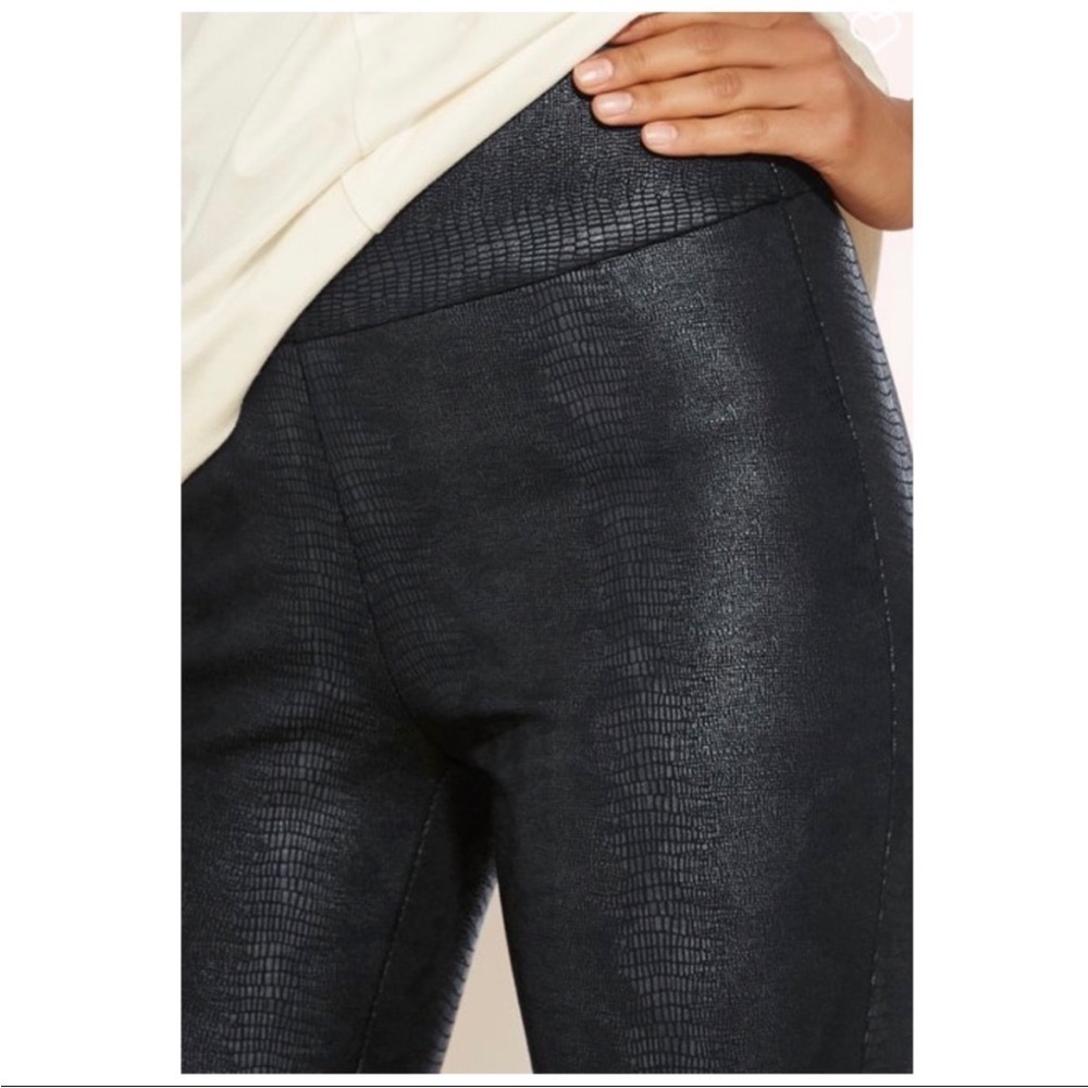 Soft Surroundings Black Foil Python Charlize Pont… - image 2